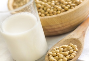 Beragam Khasiat Susu Kedelai untuk Menjaga Kesehatan Tubuh